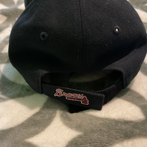 Atlanta Braves hat - Picture 4 of 4
